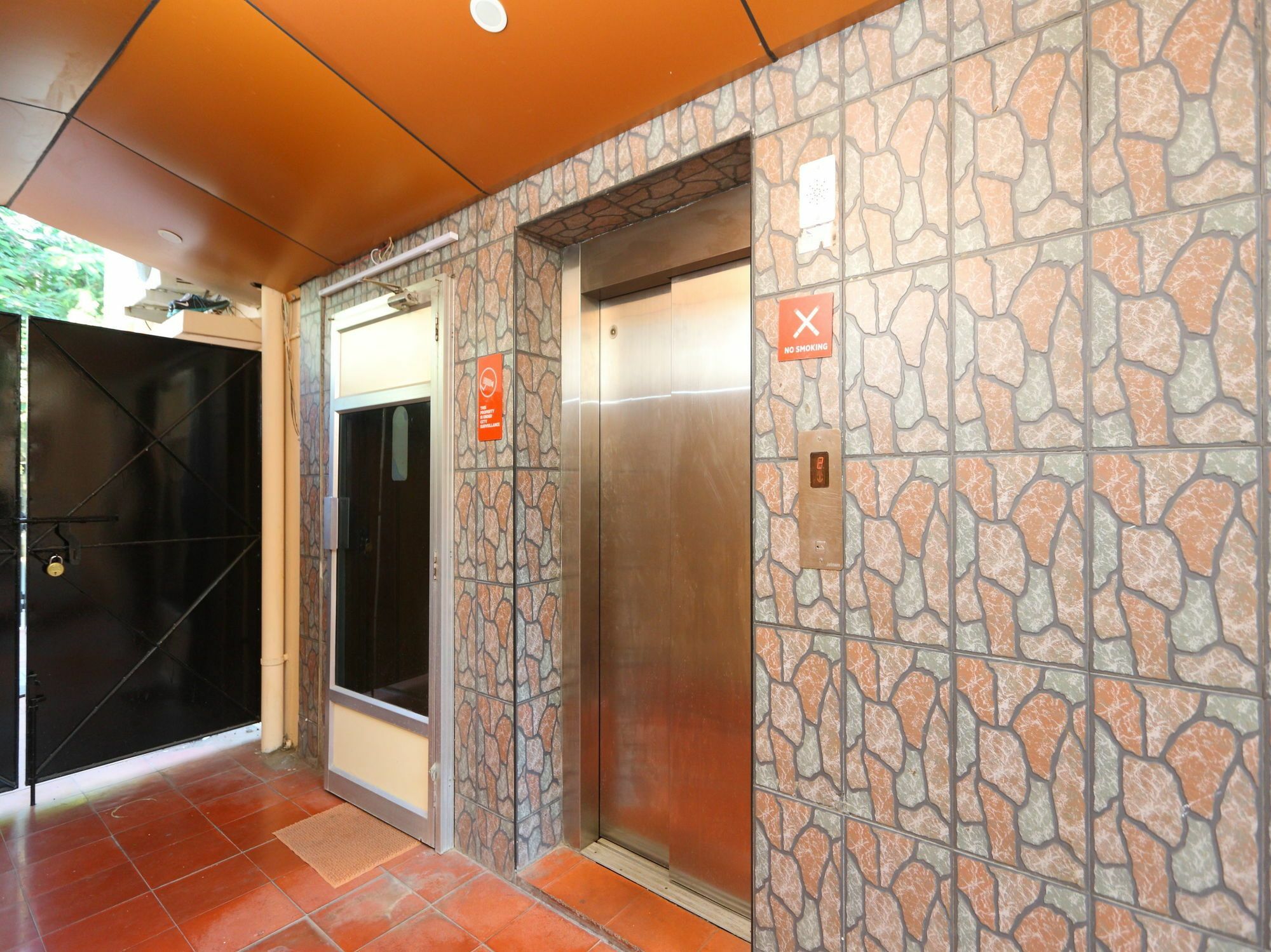 Oyo 3192 Day Inn Chennai Exterior foto